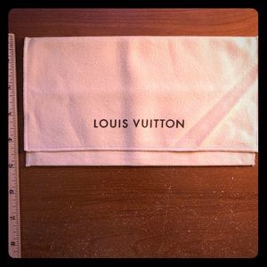 💯 Louis Vuitton Dust Cover Bag (Item B)